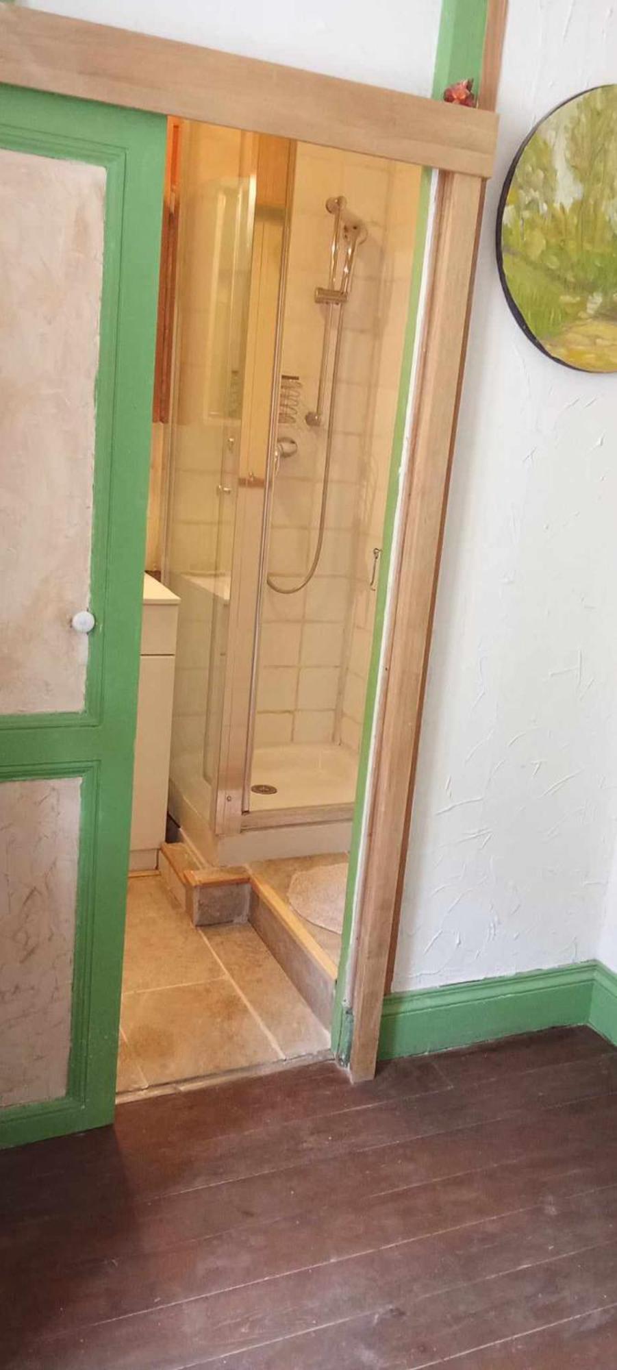 La Grille Fleurie, Chambres D'Hote Chez L'Habitant Arthonnay Esterno foto