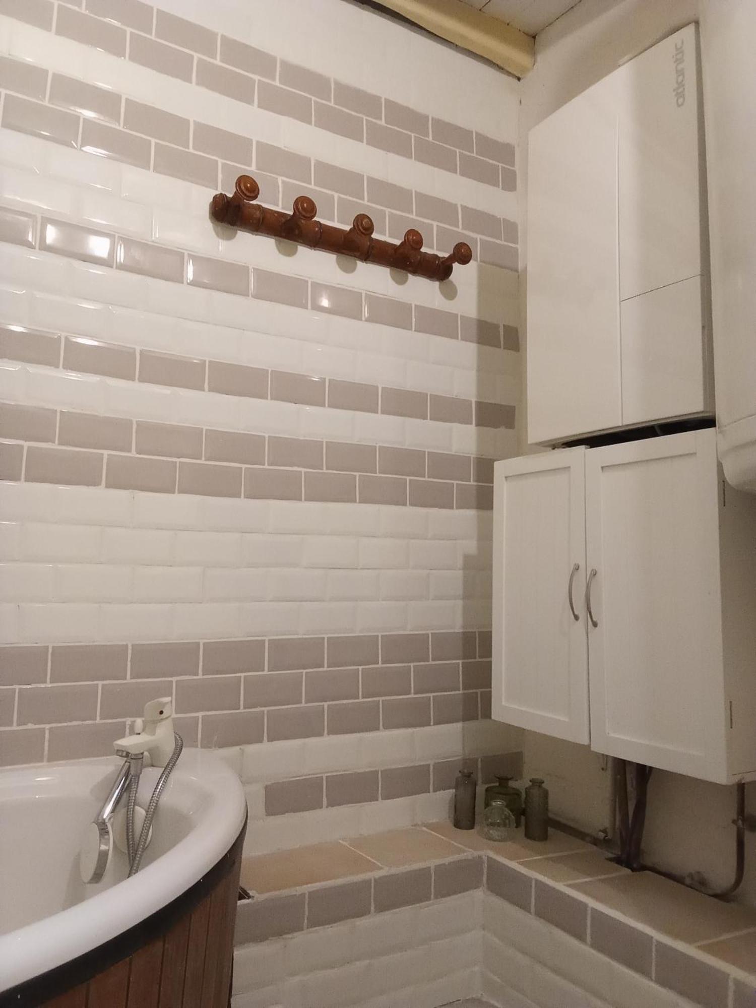La Grille Fleurie, Chambres D'Hote Chez L'Habitant Arthonnay Esterno foto